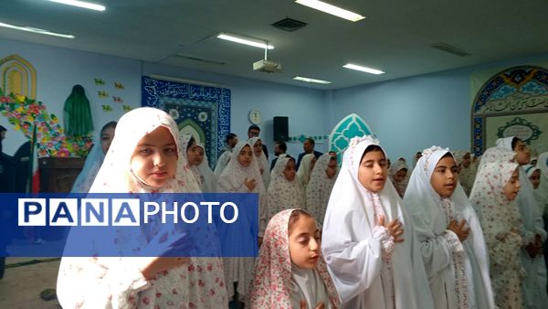 طنین انداز شدن زنگ نماز در دبستان لطیفه 