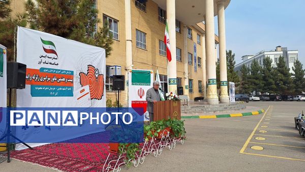 مانور زلزله استانی در هنرستان محمودیه خیامی ناحیه ۶ مشهد 