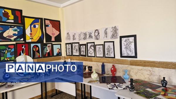 تجلی خلاقیت و نوآوری در نمایشگاه هنرهای دستی دانش‌آموزان هنرستان زنده‌یاد کبری زرگران ملارد