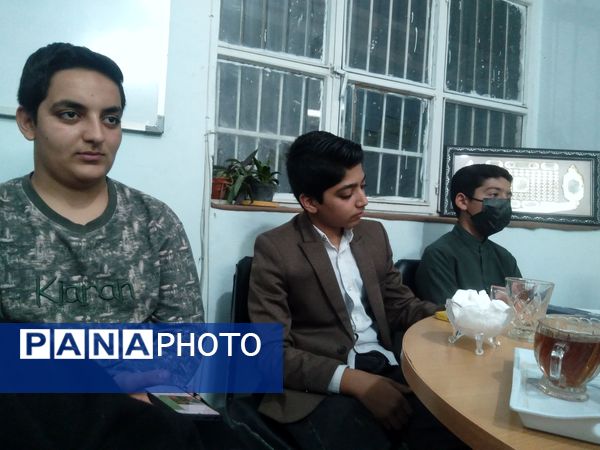 جلسه فرمانده واحدهای بسیج دانش‌آموزی در شهرستان خلیل آباد 