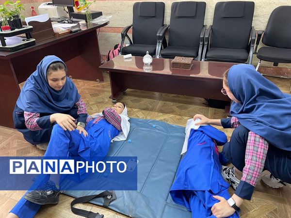 برگزاری جلسه آموزشی دانش‌آموزان سفیر سلامت  منتخب جهت حضور در مسابقات استانی