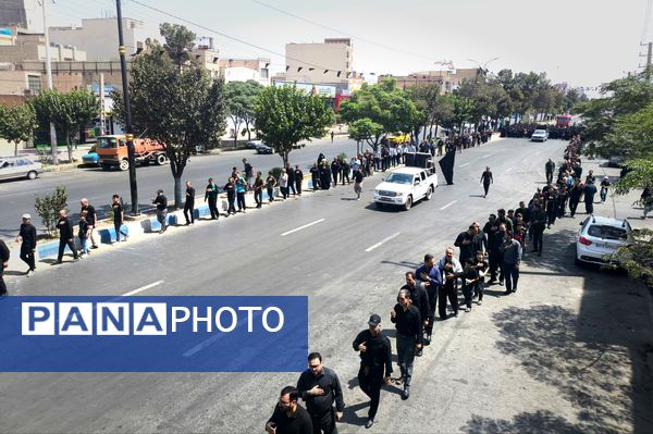 خیل عاشقان حسینی در مسیر جاماندگان اربعین رباط کریم