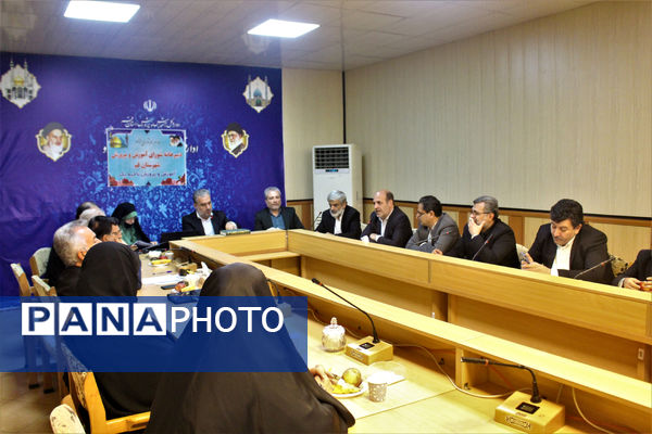 نشست شورای آموزش و پرورش شهرستان قم