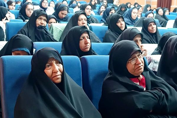 همایش بزرگ نسل قله نشینان در قرچک