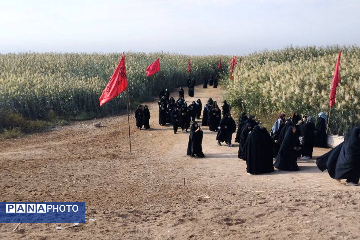 اعزام آخرین گروه از دختران دانش‌آموز ناحیه یک قم به اردوی راهیان نور