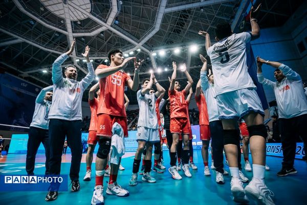 پسران والیبالیست زیر ۱۵سال ایران قهرمان جهان شدند
