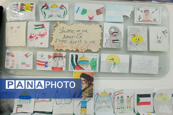 نمایشگاهی به نام نمایشگاه جبهه مقاومت در دبیرستان دخترانه دلیری 