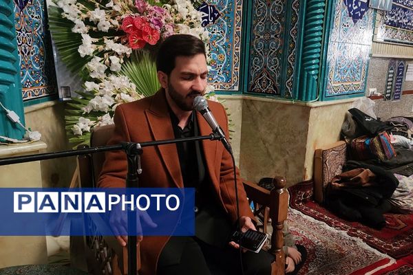 نوجوانان و جوانان در اعتکاف مسجد امام موسی کاظم (ع) گرد هم آمدند