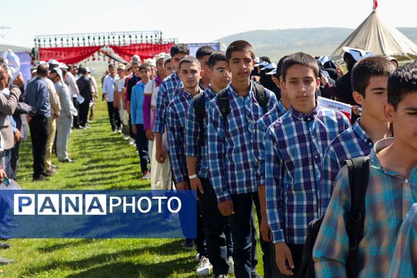 آغاز جشنواره بزرگ تربیتی، ورزشی و آموزشی ویژه دانش‌آموزان و فرهنگیان عشایر استان فارس