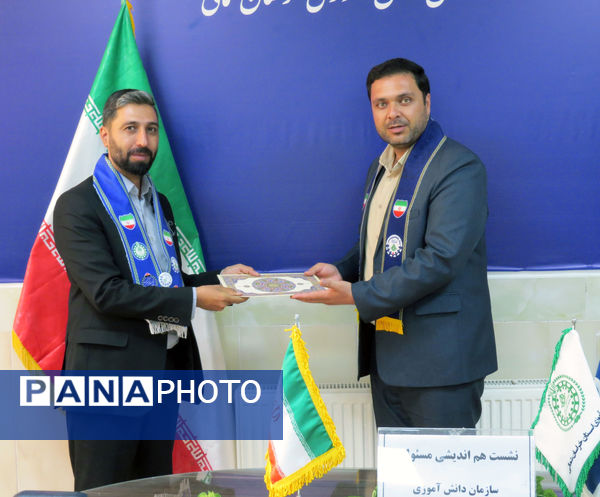 نشست هم‌اندیشی سازمان دانش‌آموزی خراسان شمالی با حضور معاون پرورشی فرهنگی
