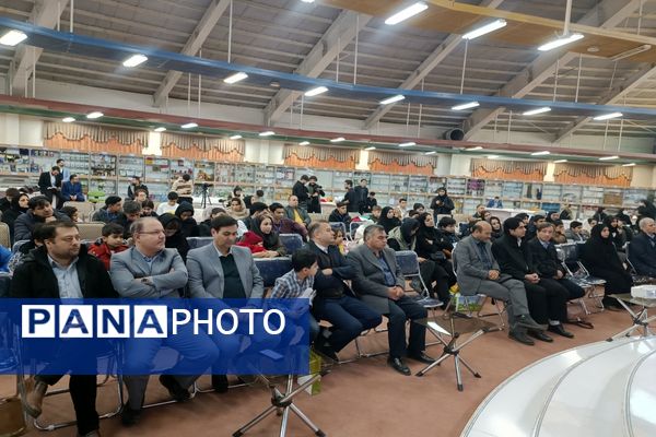 رقابت دانش‌آموزان ایده پرداز و پژوهشگر در رویداد دانش‌آموزی تین پلاس استان اردبیل 