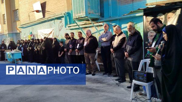 موکب باب‌الجواد؛ میزبانی از زائران با شمیم رضوی در مدرسه جمال فریدزاده 