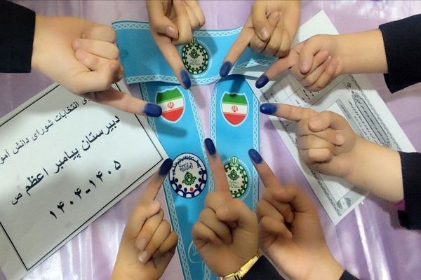 انتخابات شورای دانش آموزی در شهرستان خوی