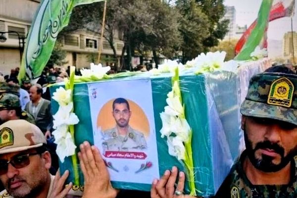 تشییع پیکر مطهر شهید مرزبان سجاد صیامی 