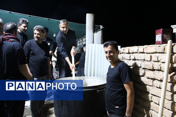 آیین حلیم پزان در شهر درق