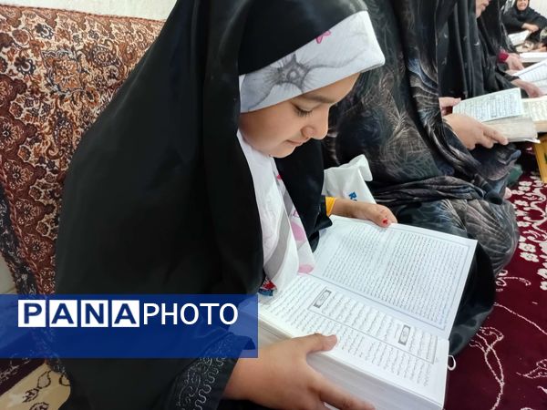 جلسات قرائت قرآن در ایام محرم در خلیل آباد