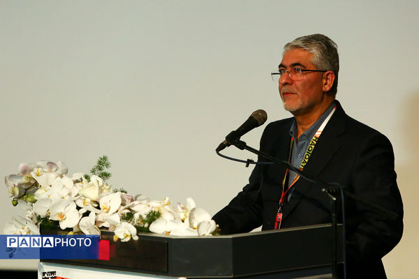 افتتاحیه نوزدهمین جشنواره بین‌المللی فیلم مستند ایران «سینماحقیقت»