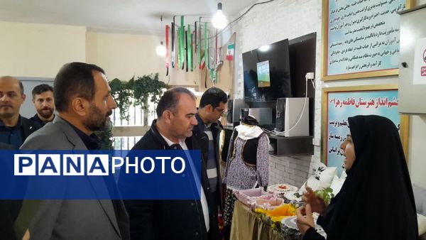 بازدید مدیرکل آموزش و پرورش استان از هنرستان فاطمه‌الزهرا(س) هادی‌شهر