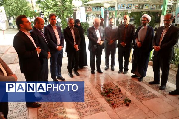 تجدید میثاق معلمان قم با شهیدان