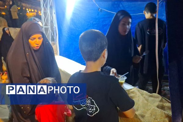 بزرگداشت مقام شهدای دفاع مقدس در آخرین روز هفته دفاع مقدس