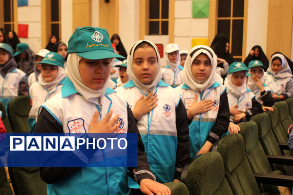 آیین تقدیر از برگزیدگان جشنواره سفیران سلامت استان قم