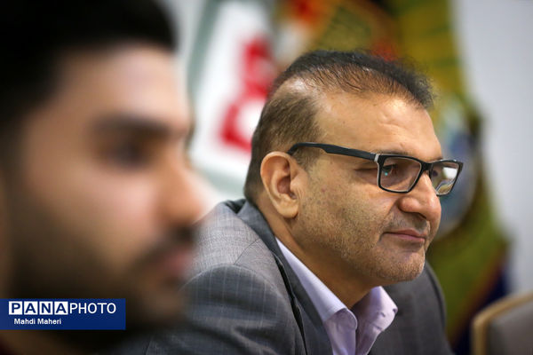 نشست خبری مدیرعامل بنیاد چهارم خرداد