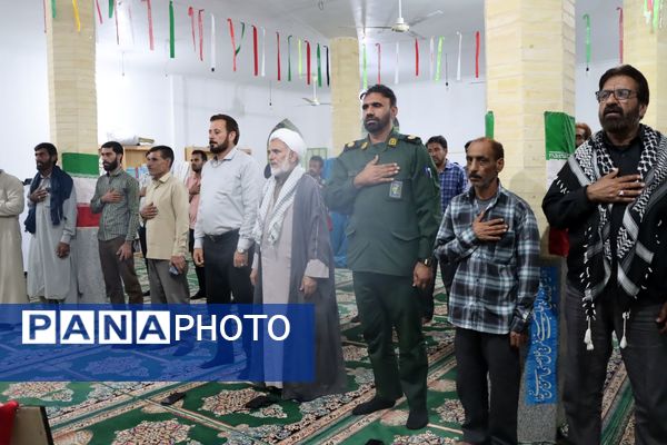 برگزاری یادواره شهدا در روستای دولاب با حضور مسئولان و خانواده‌های شهدا