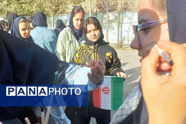 برگزاری صبحگاه‌ در کهریزک با برنامه‌های متنوع