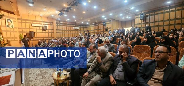 آیین تکریم و معارفه سرپرست جدید دانشگاه آزاد اسلامی واحد تاکستان