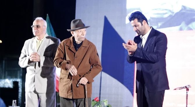 مراسم «شب ادبیات نمایشی» همراه با آیین نکوداشت داریوش مودبیان