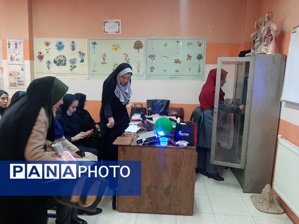 تجربه‌های نوین برای آموزگاران در کارگاه علوم و آزمایشگاه 