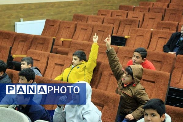 کارگاه خبرنگاری پسران در شهرستان گلبهار