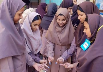 بیست و هشتمین دو ه انتخابات در بندرلنگه