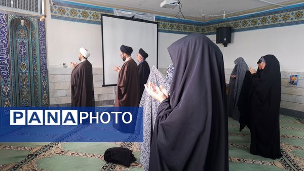 برگزاری حلقه‌های معرفتی در دبیرستان حضرت فاطمه زهرا(س) کهک 
