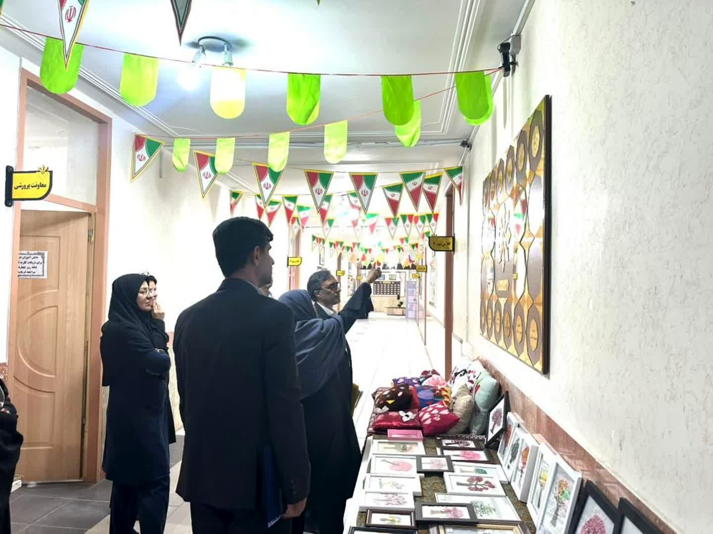 ناظران سازمان ملی سمپاد از مدارس اهواز بازدید کردند