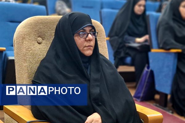 نشست فصلی مدیران شهرستان قرچک