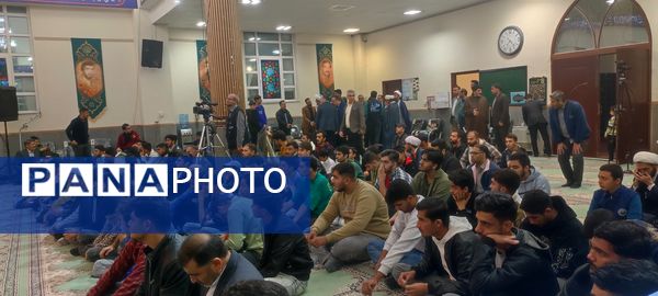 پدیده نوجوان قرآنی در محفل انس با قرآن کریم در دانشگاه علوم پزشکی خراسان شمالی