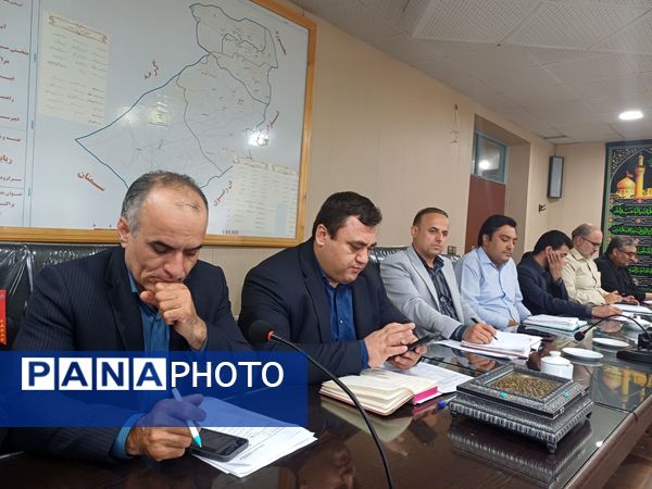 نشست جمع بندی بازدید‌های پروژه مهر از شهرستان‌های گرمه و جاجرم