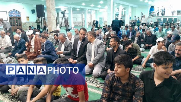 برگزاری نماز عبادی‌ـ‌سیاسی جمعه ویژه فرهنگیان به مناسبت هفته بزرگداشت معلم
