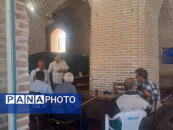 میز خدمت ادارات نیشابور پیش از نماز جمعه 