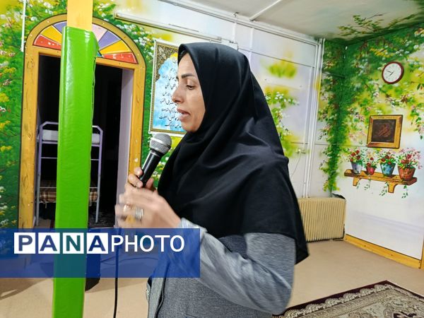 جشن یلدا در دبیرستان نمونه اندیشه 