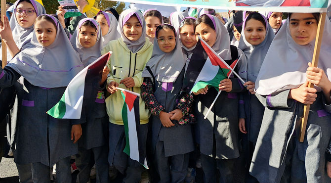 اجتماع بزرگ در روز ۱۳ آبان؛ نمایشی از همبستگی و اراده مردم ایران