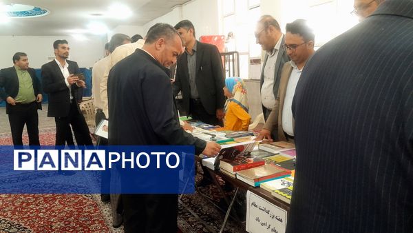 گرامیداشت روز معلم در نماز جمعه لردگان 