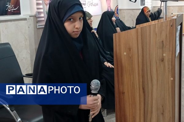 برنامه رویش آدینه با حضور دبستان دخترانه امام مهدی۲  در محمدشهر کرج