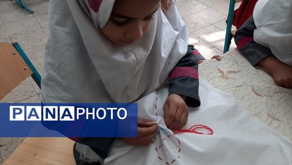 وقتی معلم، خیاط می‌شود