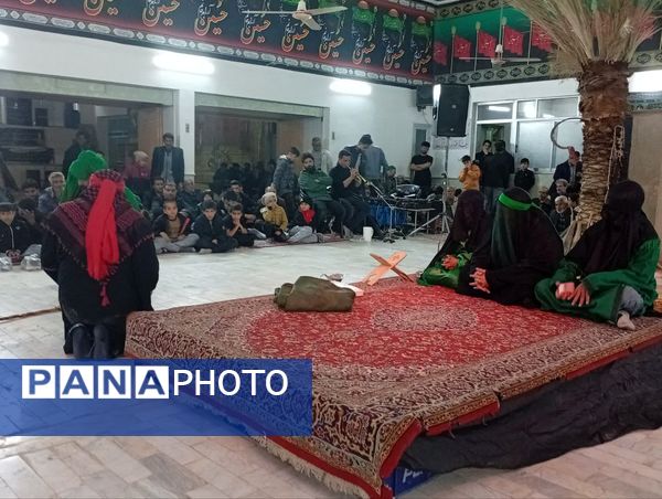 اجرای نمایش و شبیه خوانی دهه فاطمیه در تکیه ابوالفضلی روستای فدافن