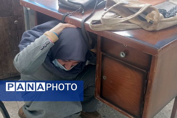 بیست و هفتمین مانور زلزله و ایمنی در دبیرستان مهر نیشابور