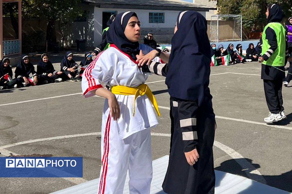برگزاری المپیاد درون مدرسه ای در دبیرستان مریم عذرا دماوند