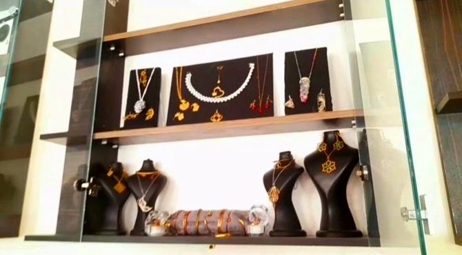 رشته طراحی طلا و طلاسازی؛ رشته‌ای نو برای پرورش مهارت‌های فنی و هنری دانش‌آموزان
