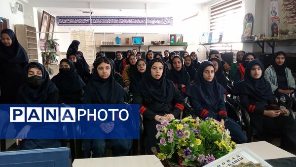 سوگواره امام موسی کاظم (ع) در آموزشگاه فرزانگان ملارد 